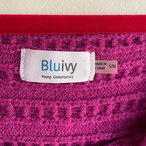 Bluivy Off the Shoulder Dolman Sweater Size S/M - Picture 4 of 7